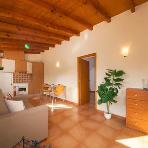 A14 - Cozy Torraltinha Appartamento